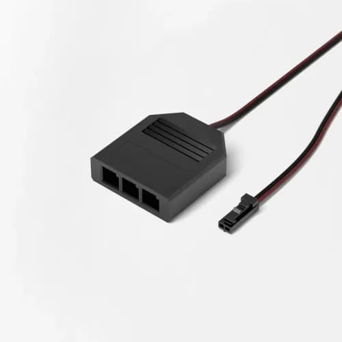 3-osainen jakaja 12V